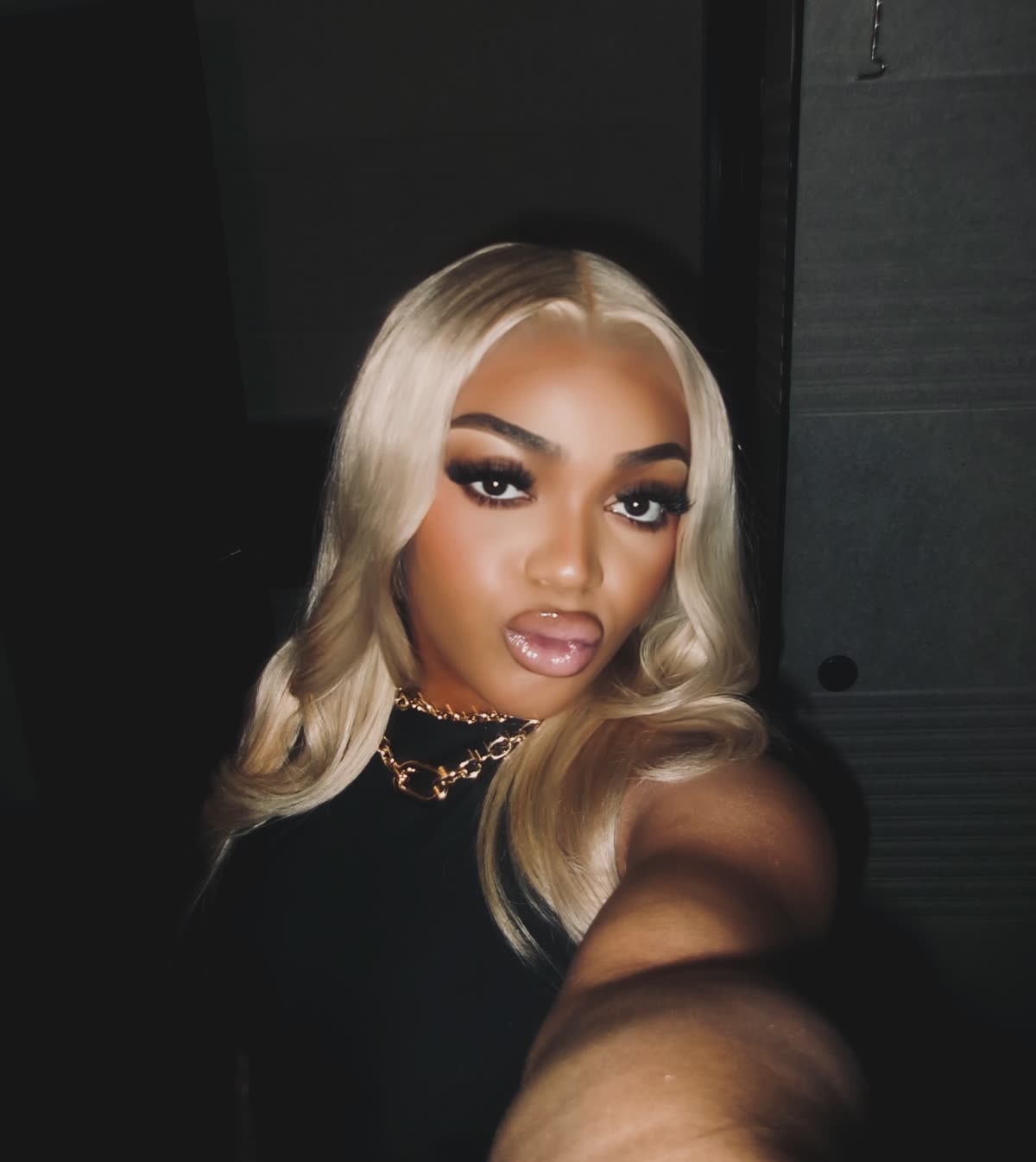 Blonde wavy hair, close up